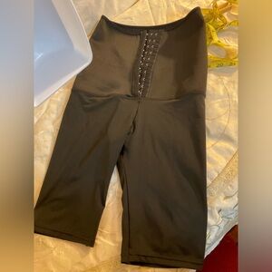 Unbranded shaper shorts waist cincher size M